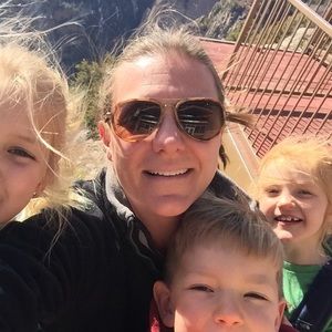 Meet your Posher, Becky